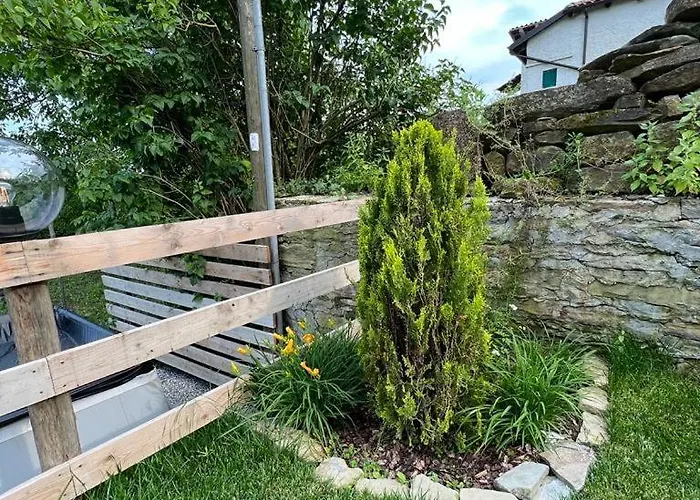 Monte Ferienhaus Castellino Tanaro